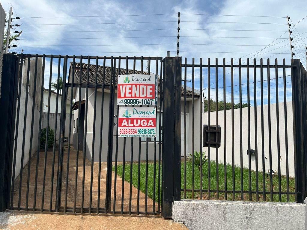 Casa à venda e aluguel com 2 quartos, 55m² - Foto 1