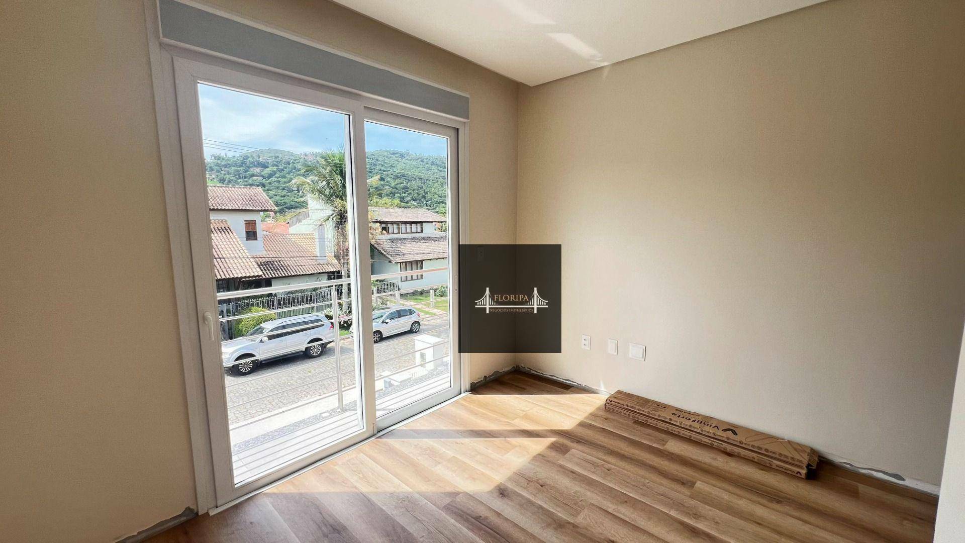 Casa à venda com 3 quartos, 185m² - Foto 12