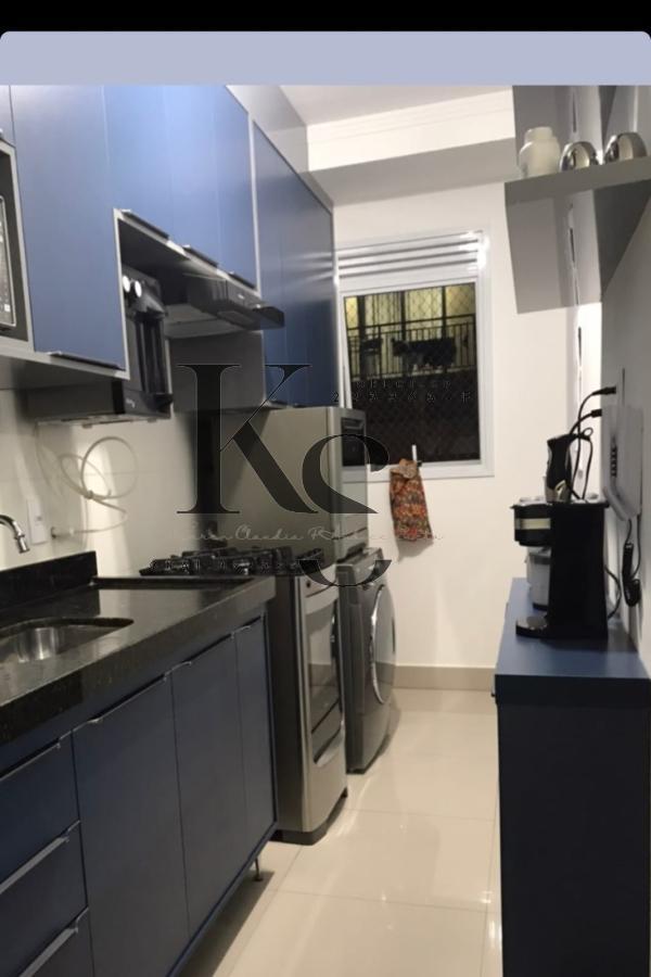 Apartamento à venda com 2 quartos, 67m² - Foto 5