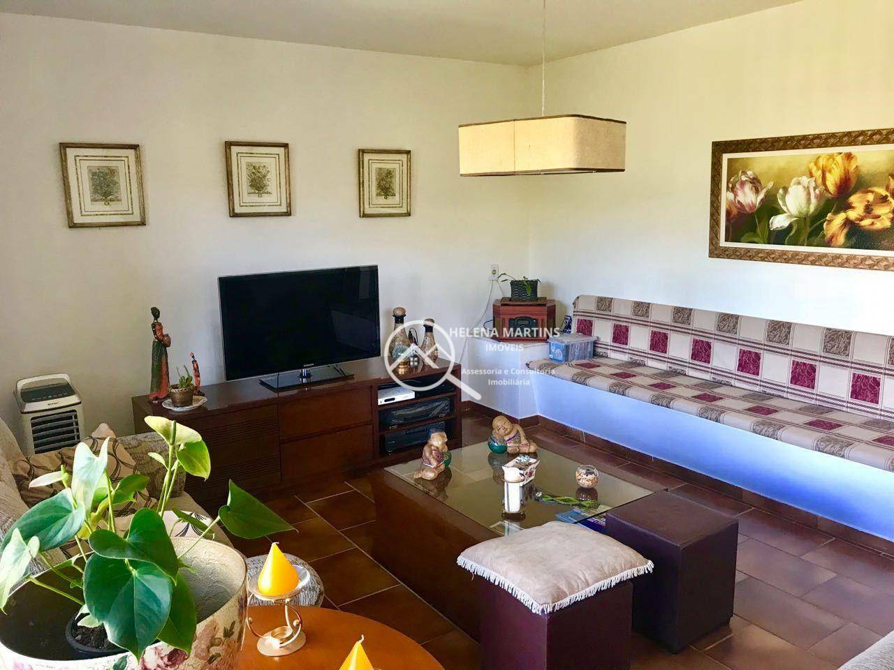 Chácara, 3 quartos, 1264 m² - Foto 1