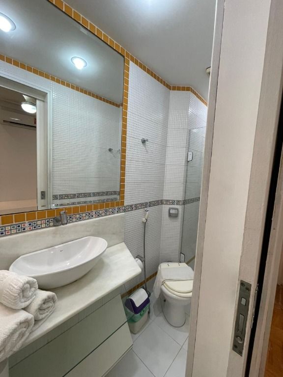 Apartamento para alugar com 3 quartos, 80m² - Foto 11