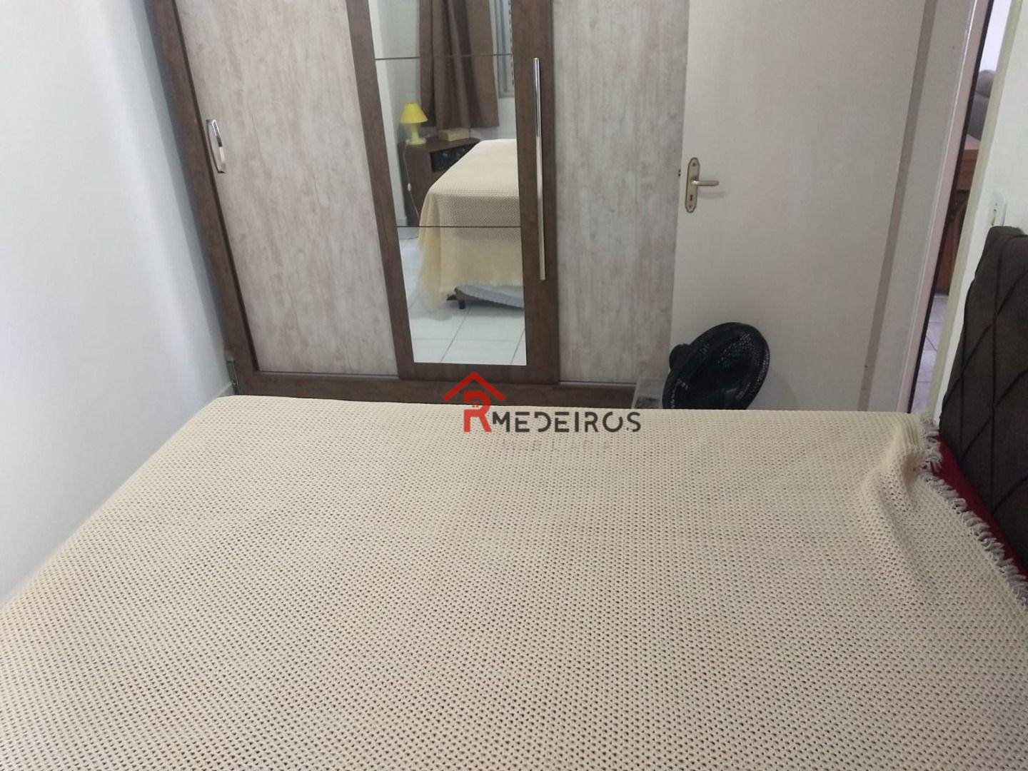 Apartamento à venda com 2 quartos, 70m² - Foto 18