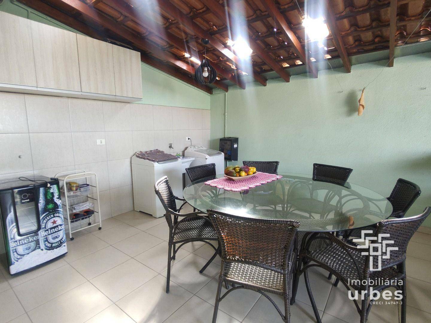 Casa à venda com 3 quartos, 251m² - Foto 6