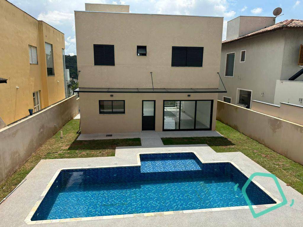 Casa de Condomínio à venda com 3 quartos, 226m² - Foto 2