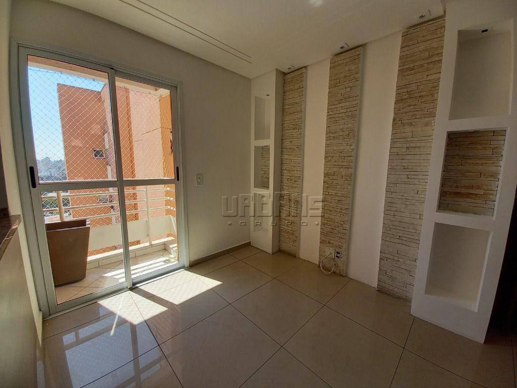 Apartamento à venda com 2 quartos, 110m² - Foto 2