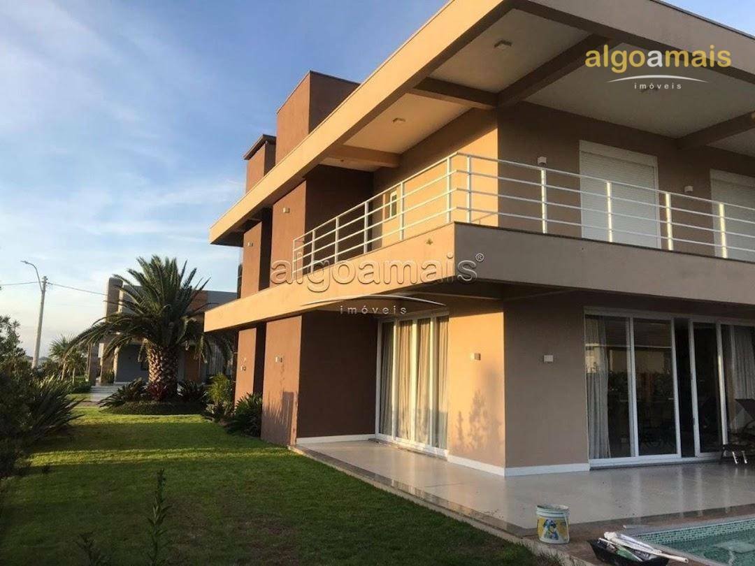 Casa de Condomínio à venda com 4 quartos, 350m² - Foto 4