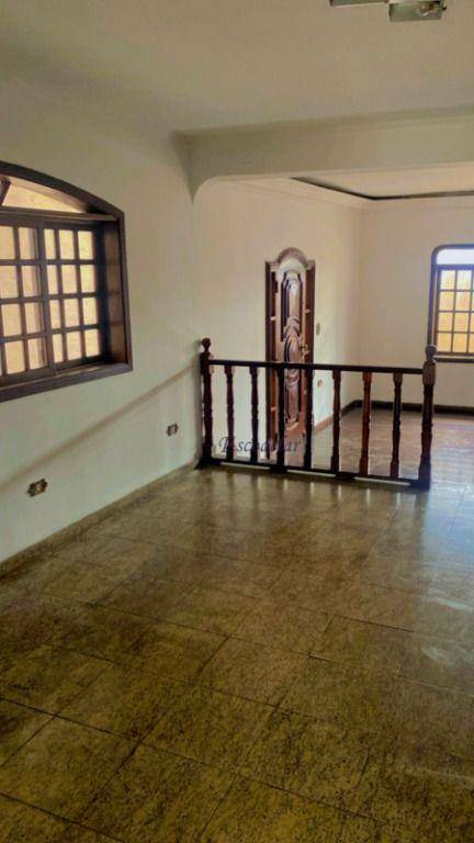 Sobrado à venda com 3 quartos, 200m² - Foto 9