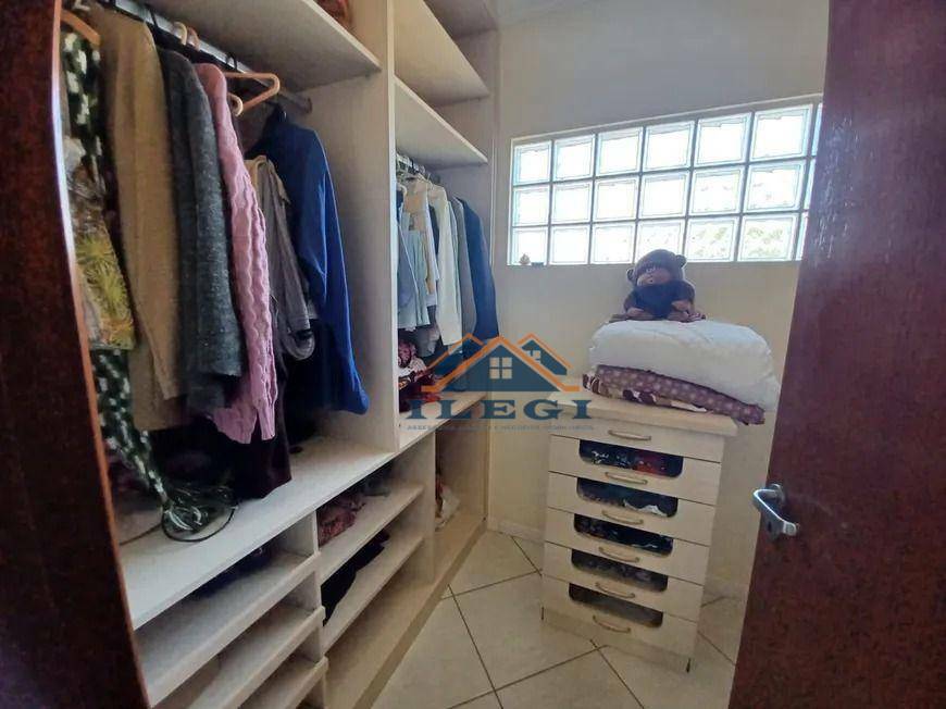 Casa de Condomínio à venda com 5 quartos, 336m² - Foto 20