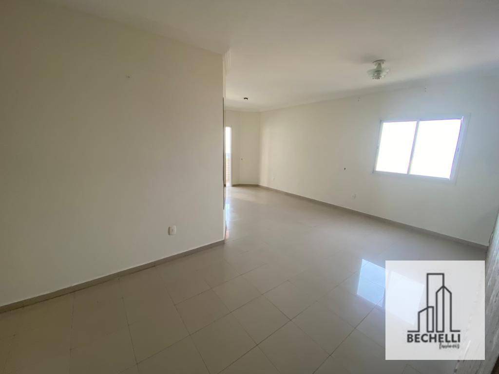 Apartamento para alugar com 3 quartos, 120m² - Foto 4