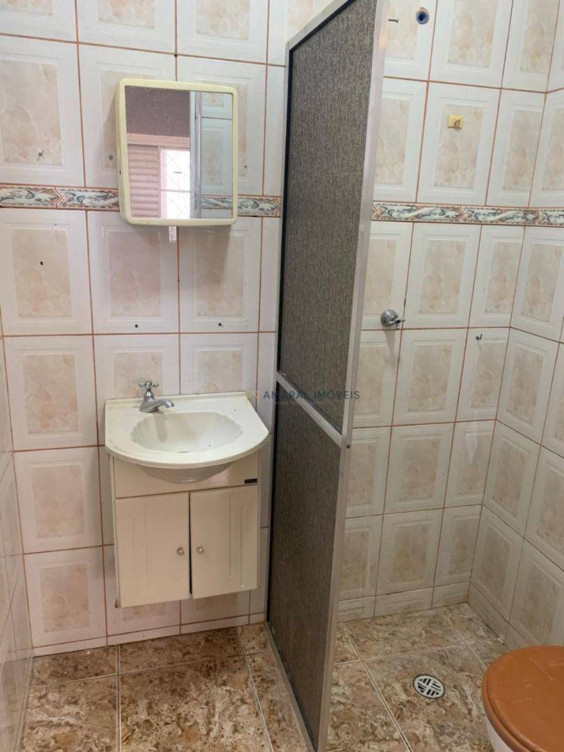 Casa para alugar com 2 quartos, 148m² - Foto 11