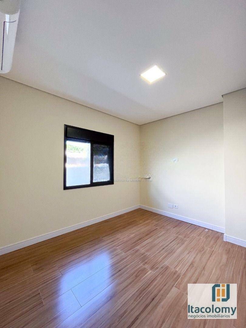 Casa de Condomínio à venda com 4 quartos, 282m² - Foto 25