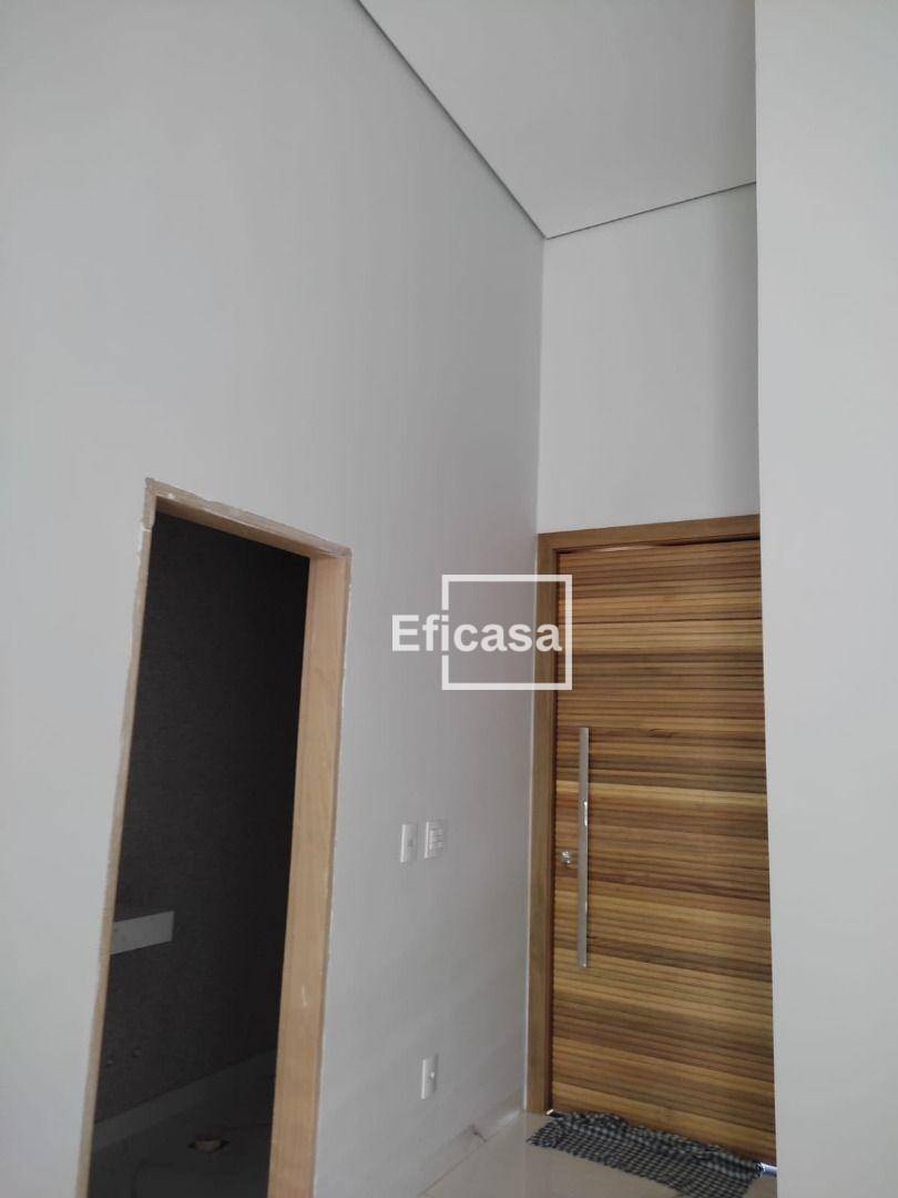 Casa de Condomínio à venda com 3 quartos, 200m² - Foto 4