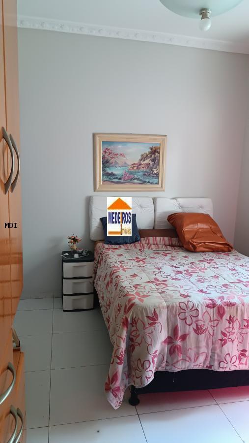 Casa à venda com 2 quartos, 90m² - Foto 18