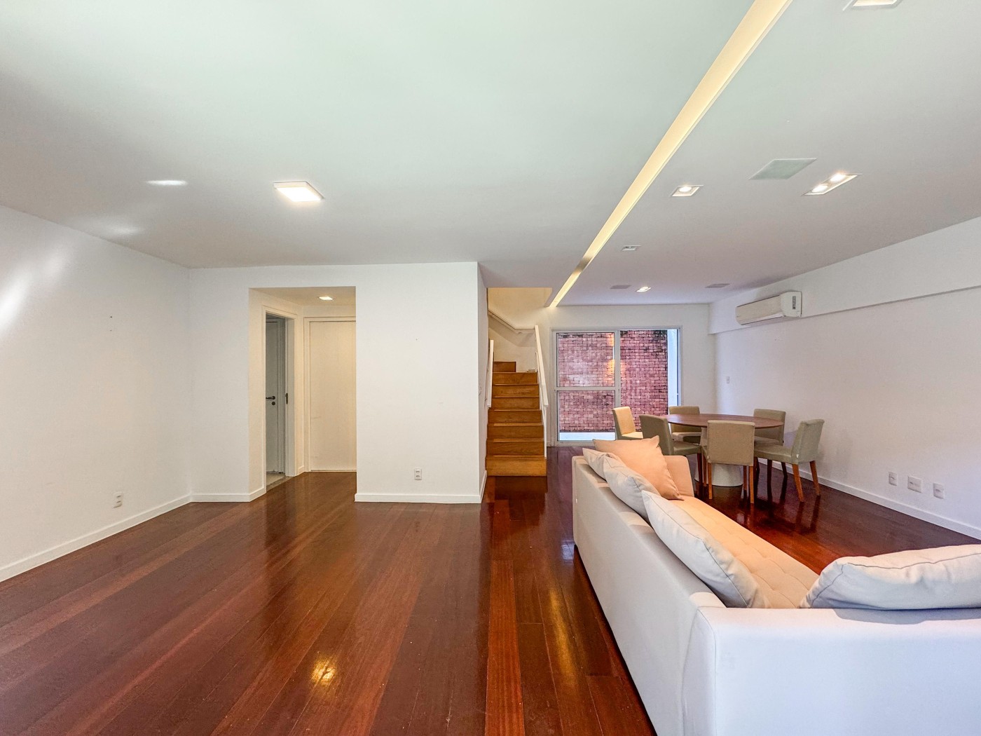 Apartamento à venda com 3 quartos, 199m² - Foto 12