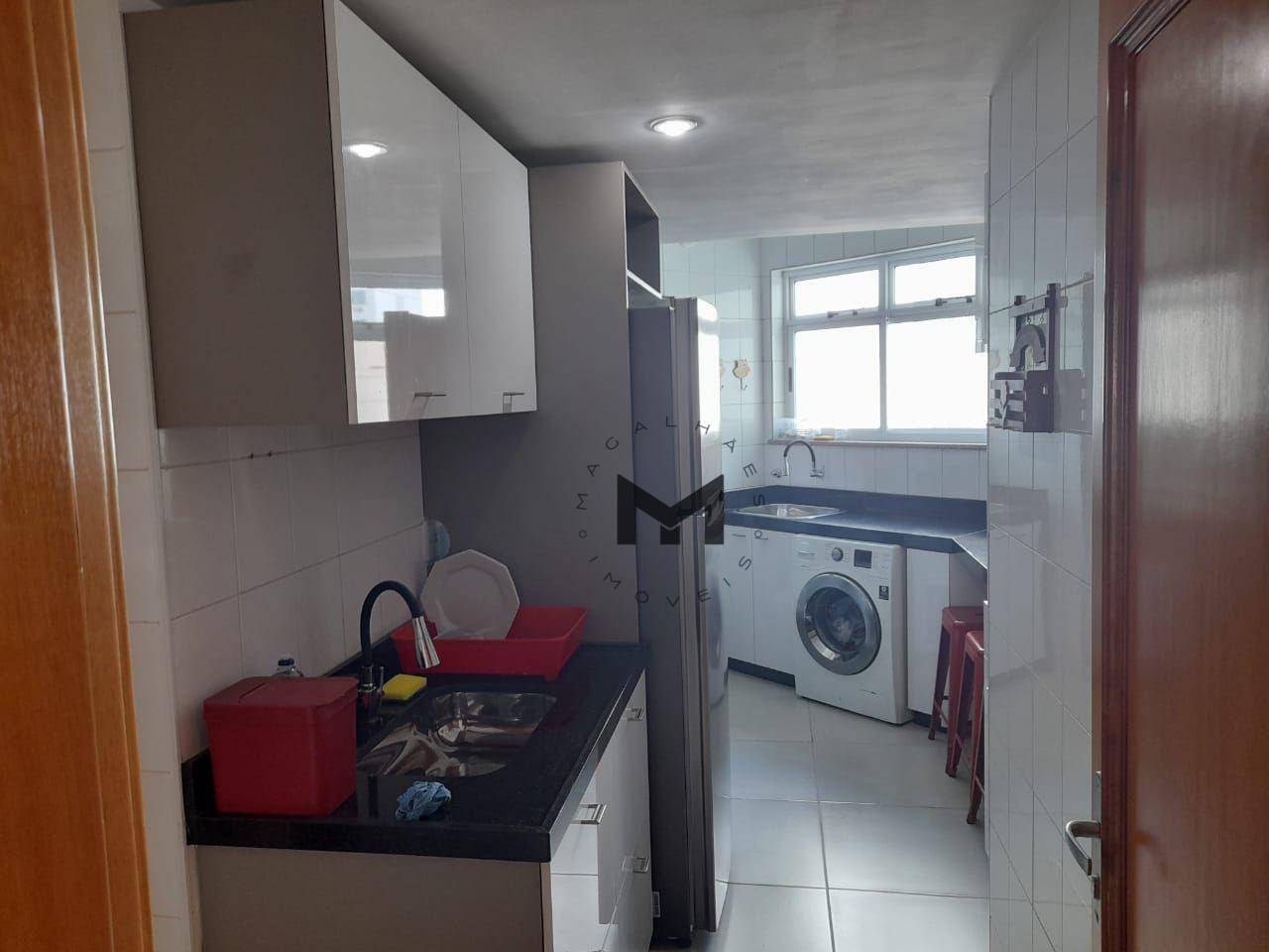 Apartamento à venda com 2 quartos, 70m² - Foto 10