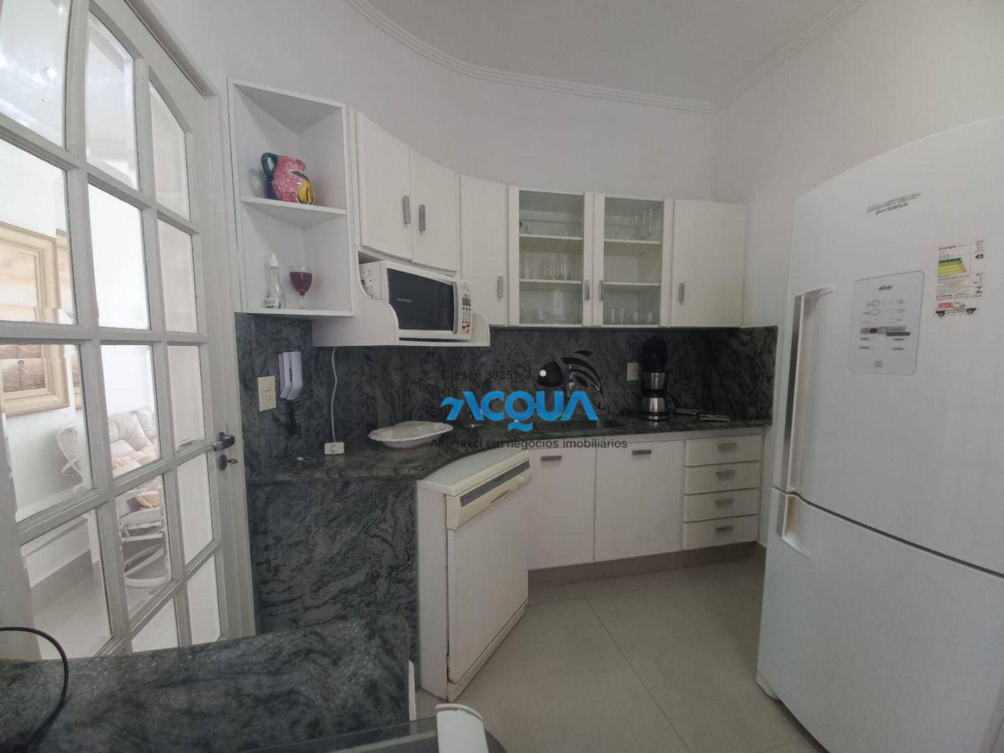 Apartamento à venda com 2 quartos, 104m² - Foto 5