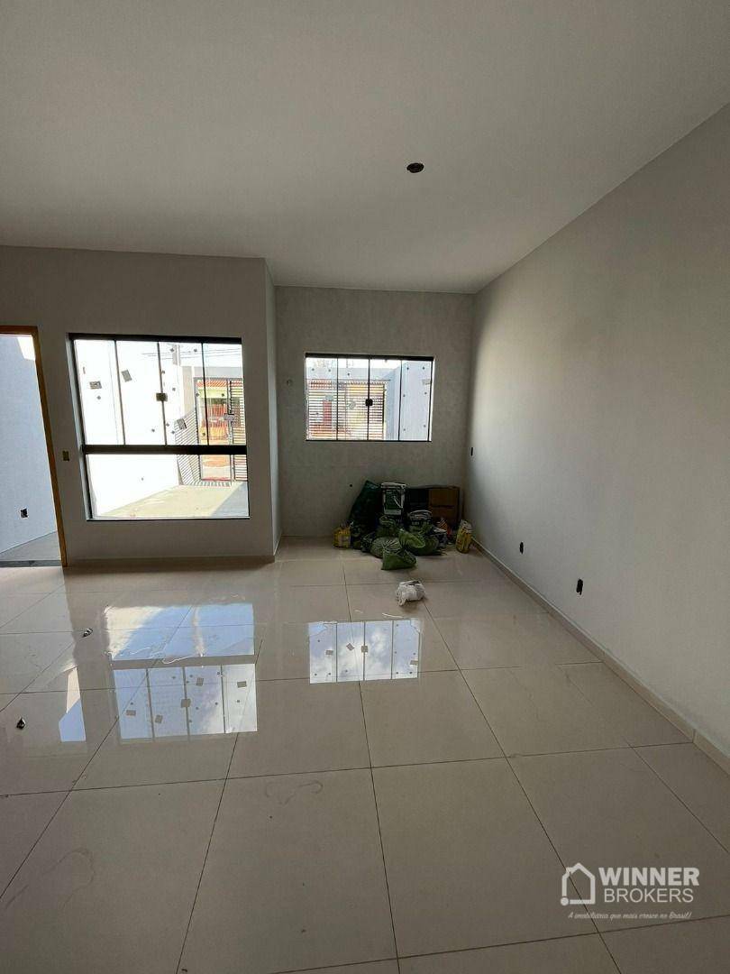 Casa à venda com 3 quartos, 74m² - Foto 10