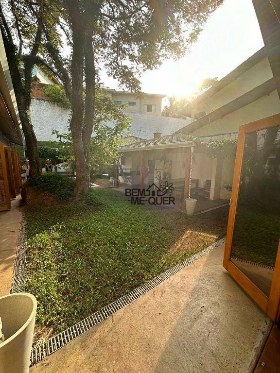 Casa à venda com 3 quartos, 330m² - Foto 50