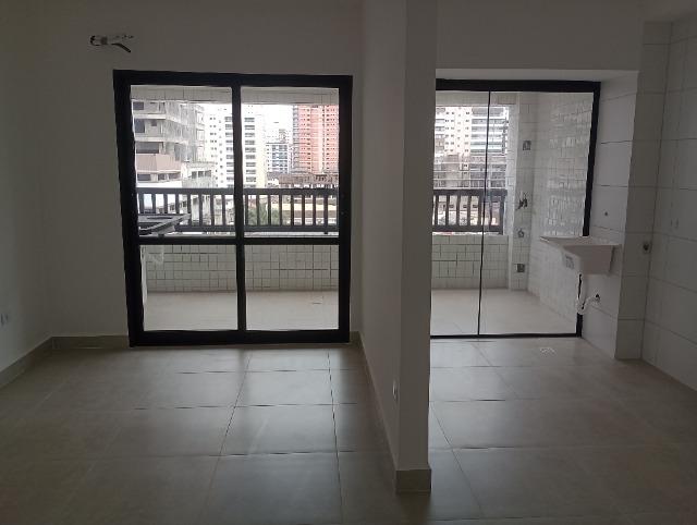 Apartamento à venda com 2 quartos, 71m² - Foto 1