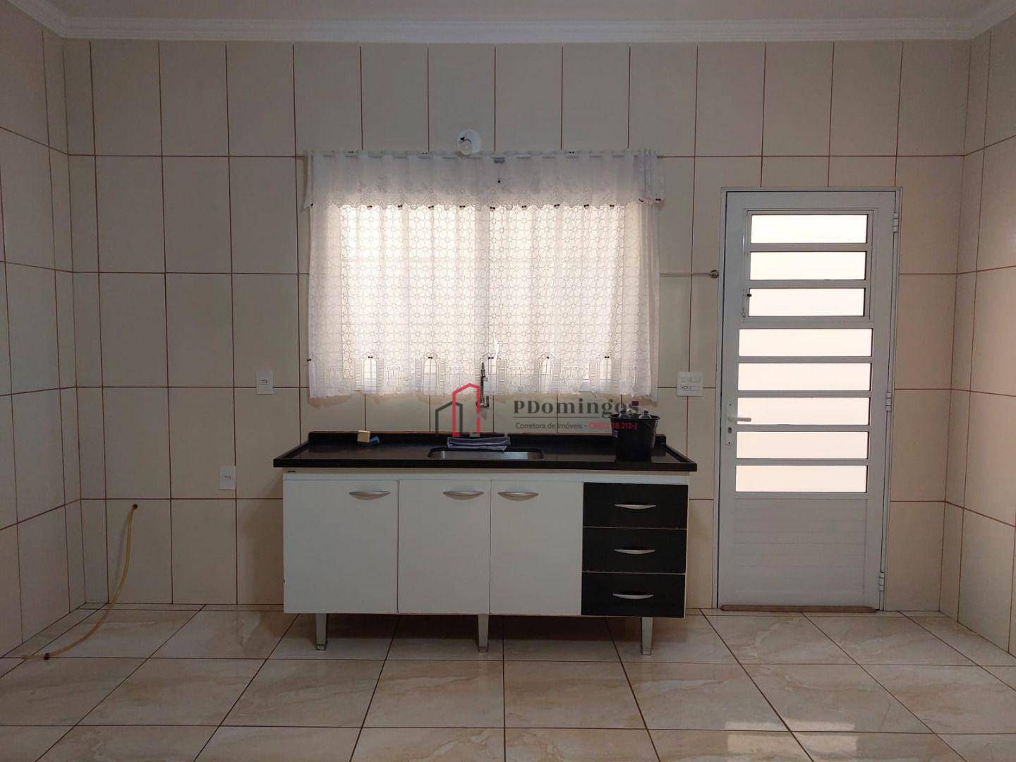Casa para alugar com 2 quartos, 168m² - Foto 14