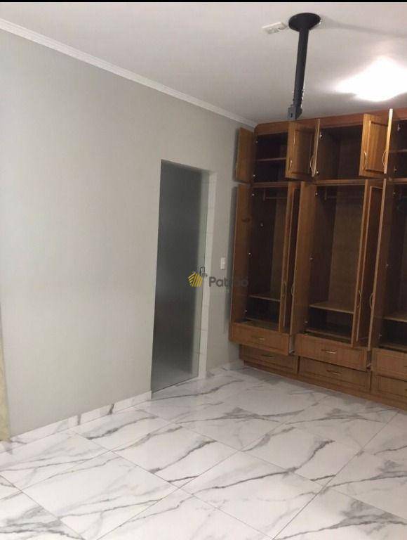 Casa à venda com 6 quartos, 260m² - Foto 38