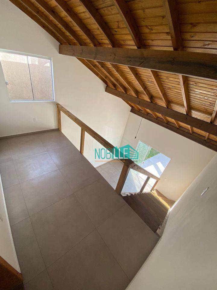 Casa à venda com 3 quartos, 96m² - Foto 16