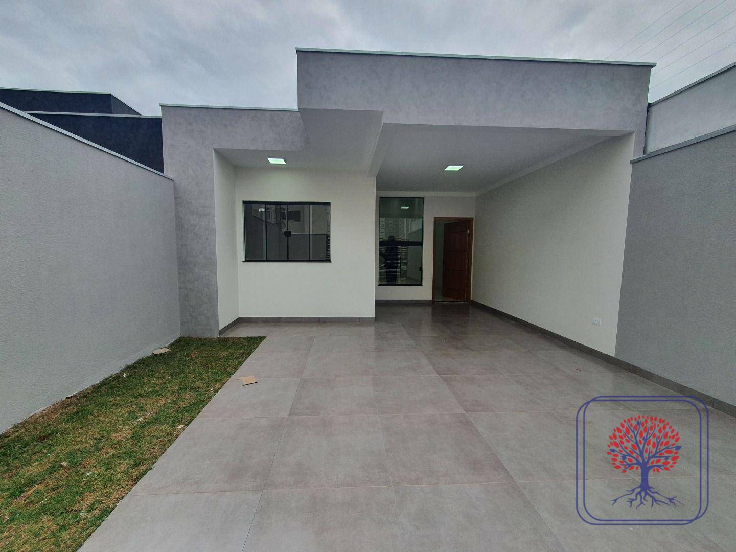 Casa à venda com 3 quartos, 101m² - Foto 2