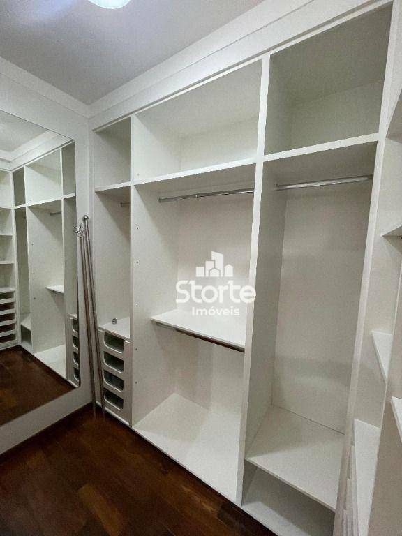 Casa de Condomínio para alugar com 3 quartos, 315m² - Foto 12