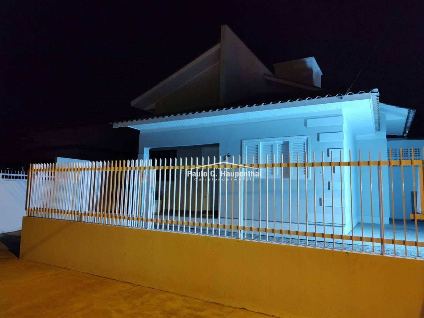 Casa à venda com 2 quartos, 100m² - Foto 19