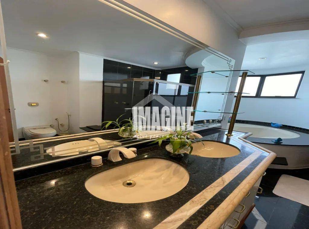 Apartamento à venda com 4 quartos, 262m² - Foto 24