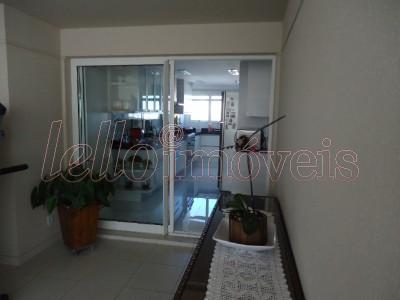 Apartamento à venda com 3 quartos, 204m² - Foto 6