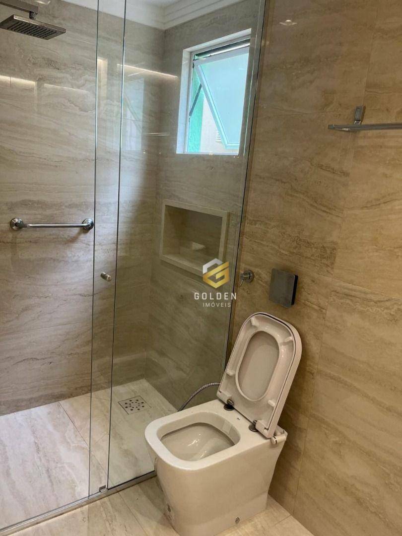 Apartamento à venda com 3 quartos, 235m² - Foto 19