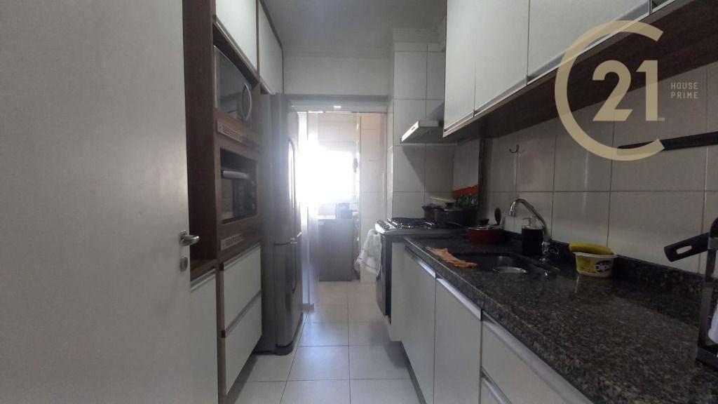 Apartamento à venda com 3 quartos, 95m² - Foto 12