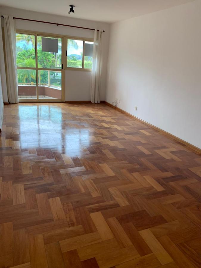 Apartamento para alugar com 4 quartos, 133m² - Foto 2