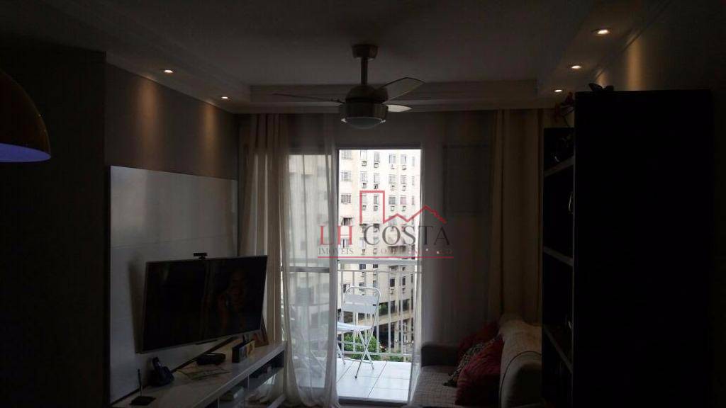 Apartamento à venda com 3 quartos, 80m² - Foto 2