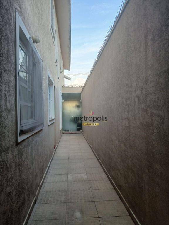 Sobrado à venda com 4 quartos, 240m² - Foto 33