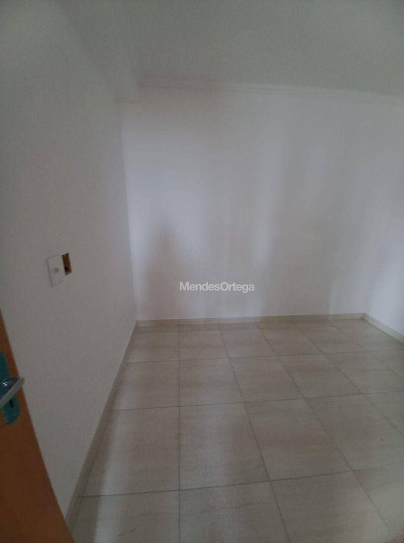 Apartamento para alugar com 2 quartos, 63m² - Foto 7