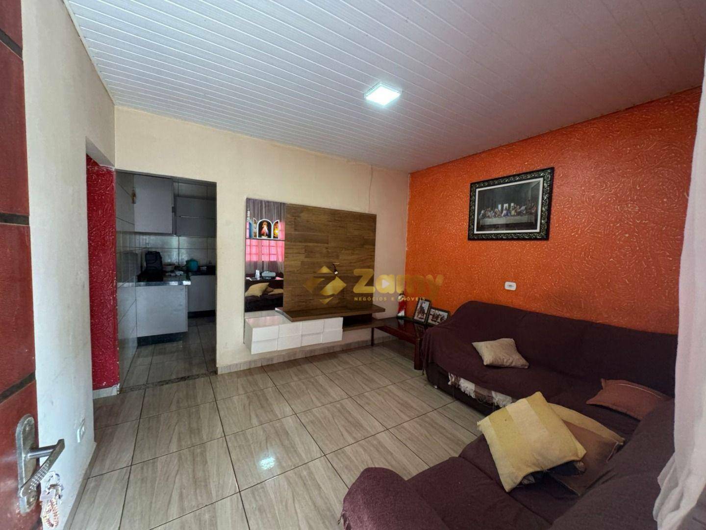 Casa à venda com 3 quartos, 72m² - Foto 2