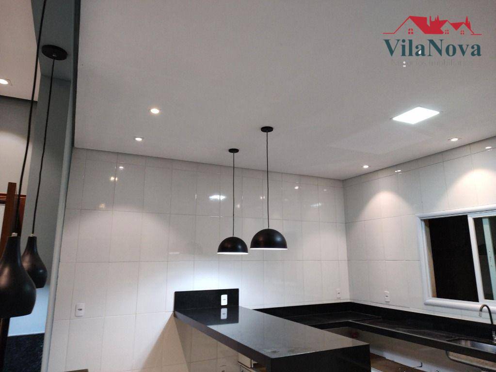 Casa à venda com 3 quartos, 212m² - Foto 10