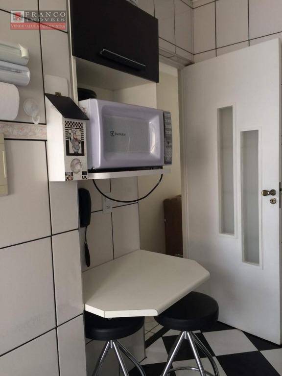 Apartamento à venda com 2 quartos, 45m² - Foto 6