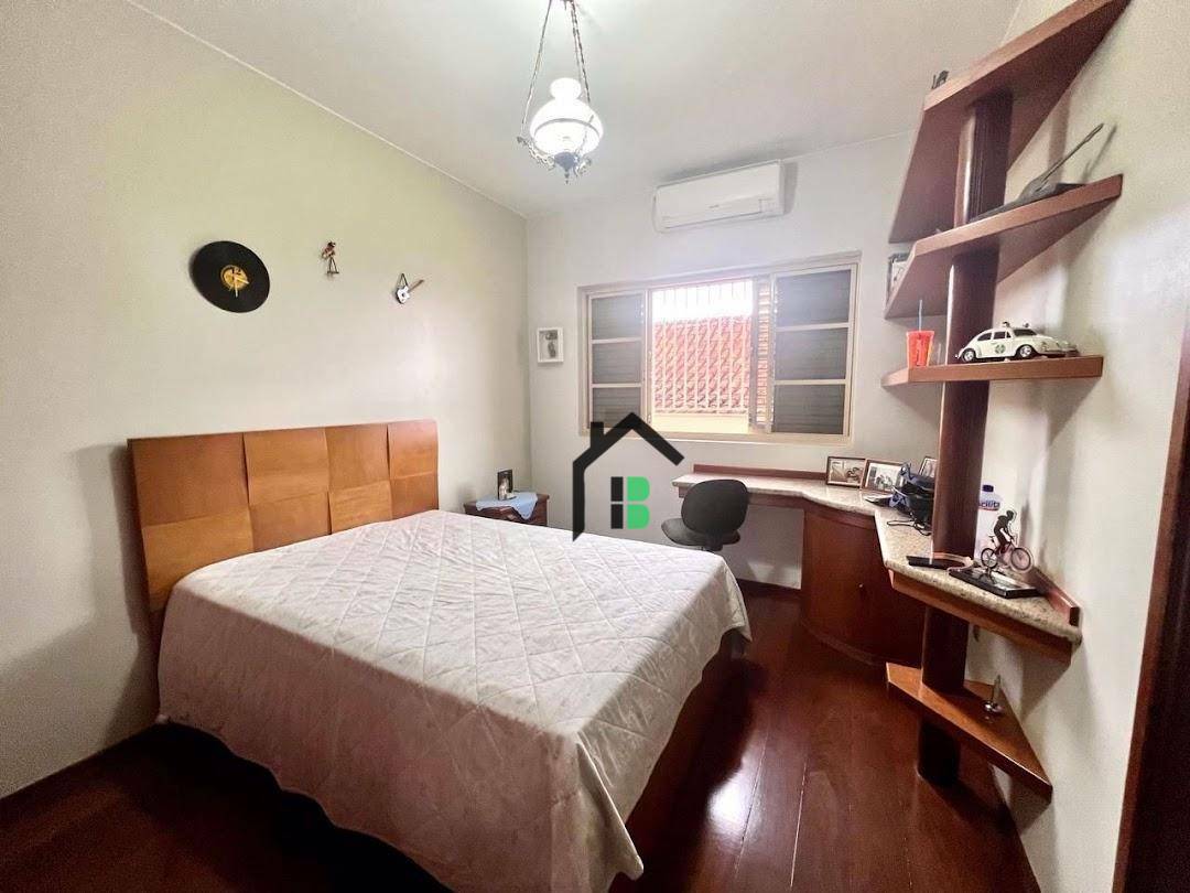 Casa à venda com 4 quartos, 507m² - Foto 13