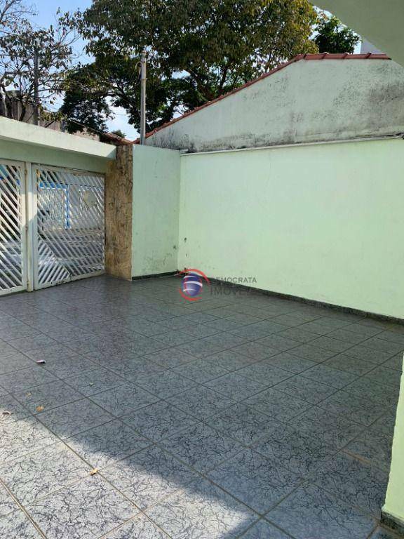 Sobrado à venda com 4 quartos, 232m² - Foto 50