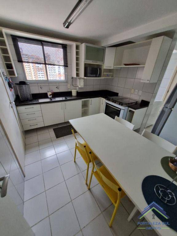 Apartamento à venda com 3 quartos, 145m² - Foto 15