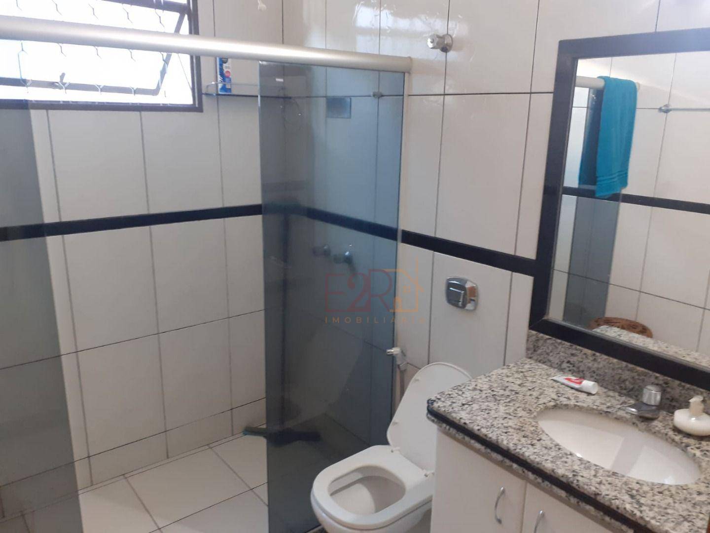 Casa à venda com 3 quartos, 320m² - Foto 15