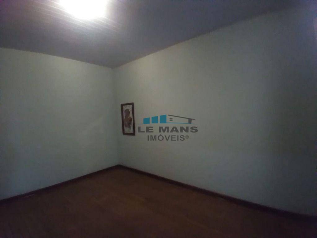 Casa à venda com 3 quartos, 166m² - Foto 5