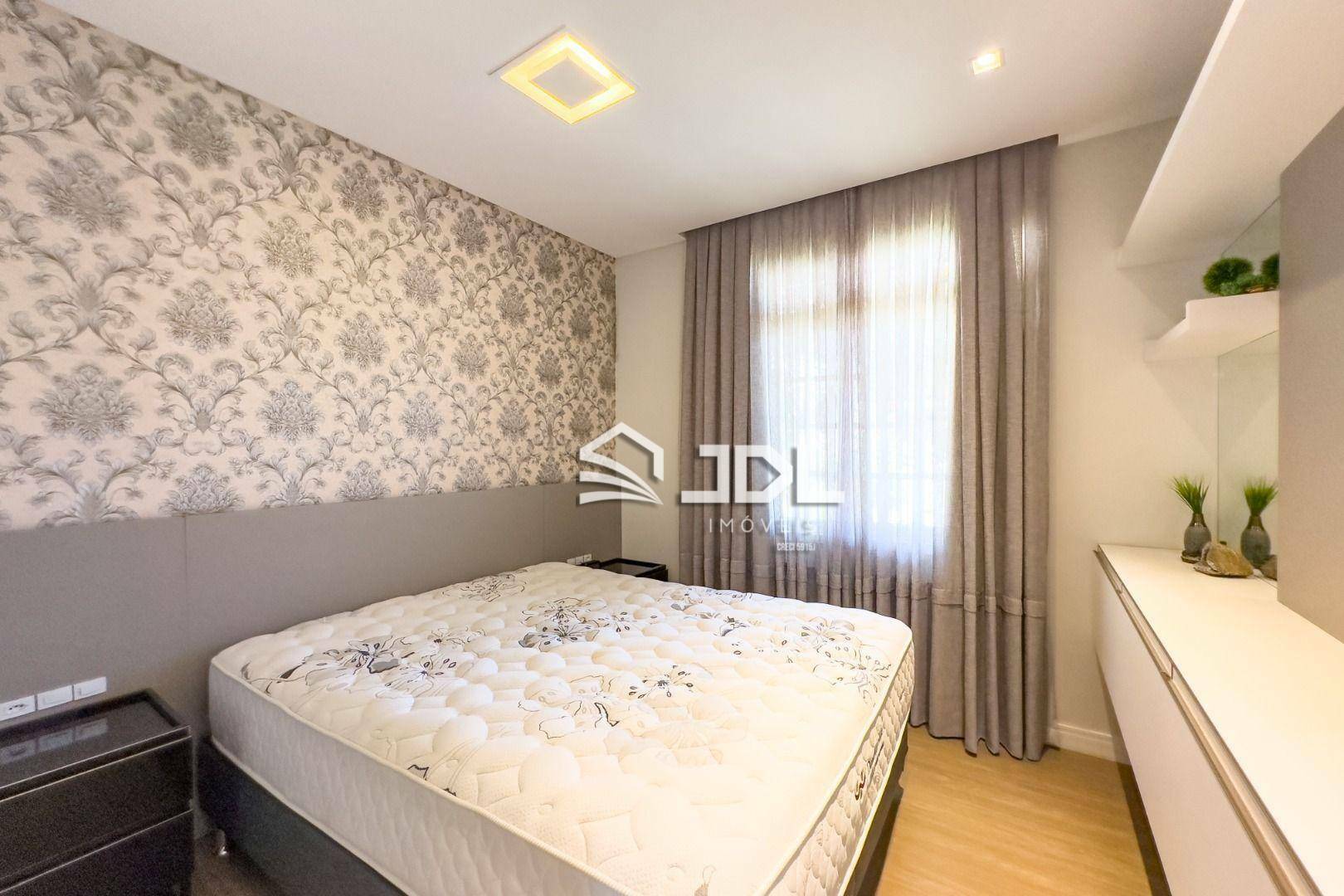 Casa à venda com 3 quartos, 269m² - Foto 42