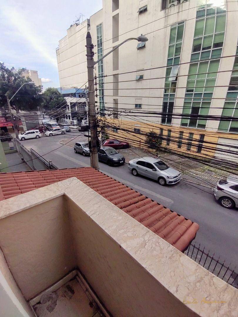 Apartamento para alugar com 2 quartos, 68m² - Foto 9