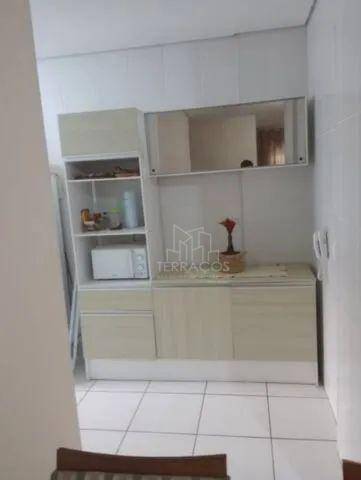 Apartamento à venda com 3 quartos, 80m² - Foto 1