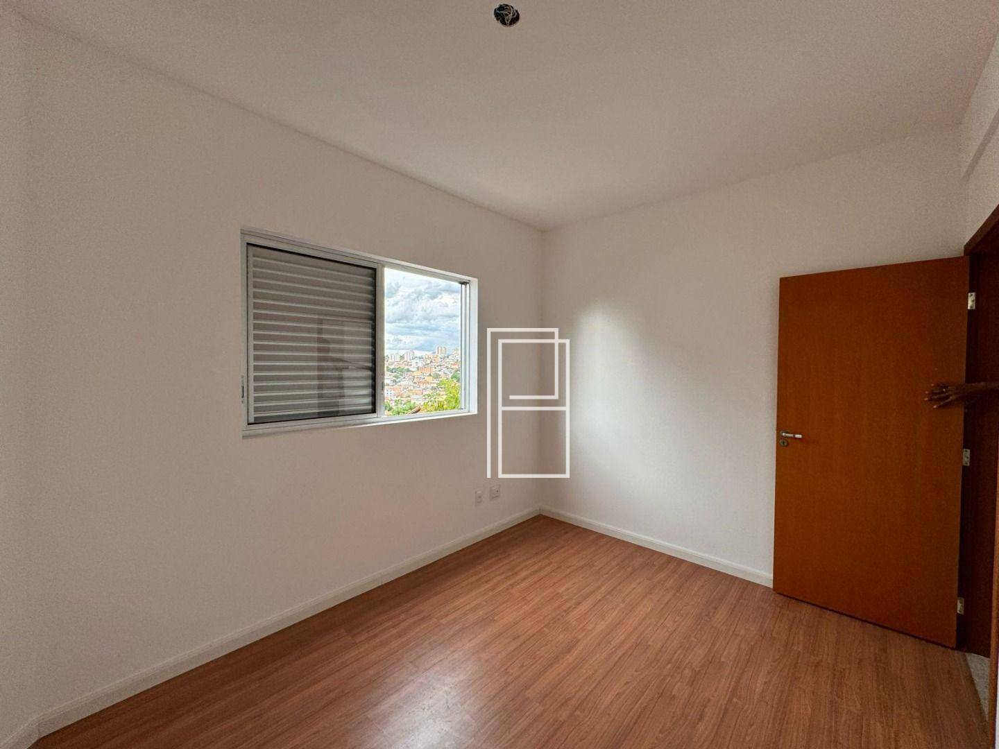 Cobertura à venda com 3 quartos, 170m² - Foto 4