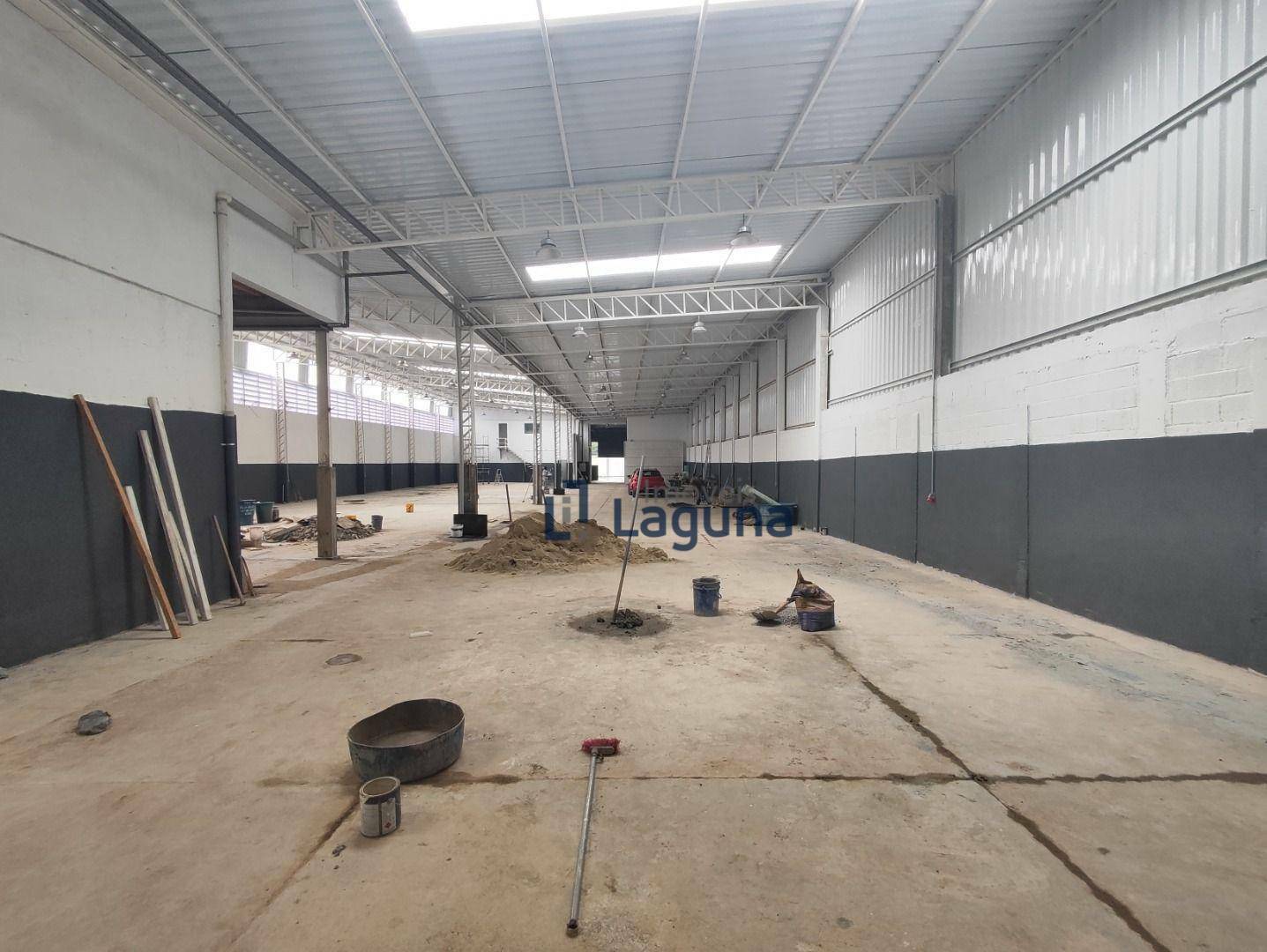 Depósito-Galpão-Armazém para alugar, 1680m² - Foto 43